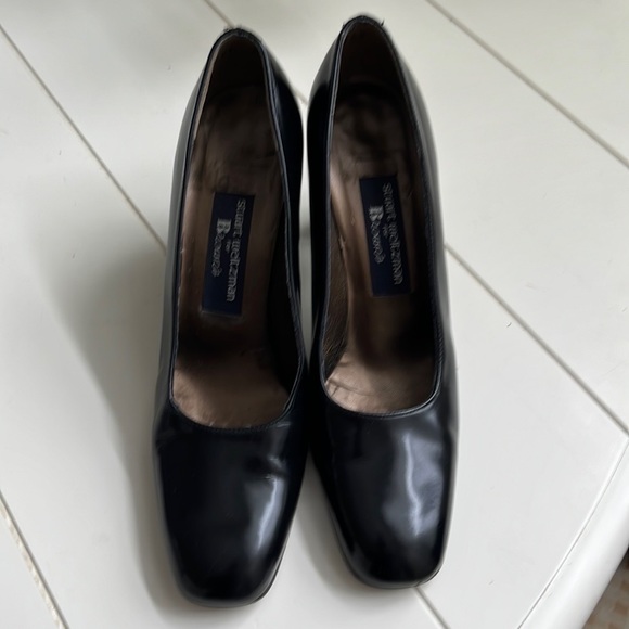 Vintage: Stuart Weitzman for Browns, Shiny Black Leather Pump, 8, narrow - Picture 1 of 5